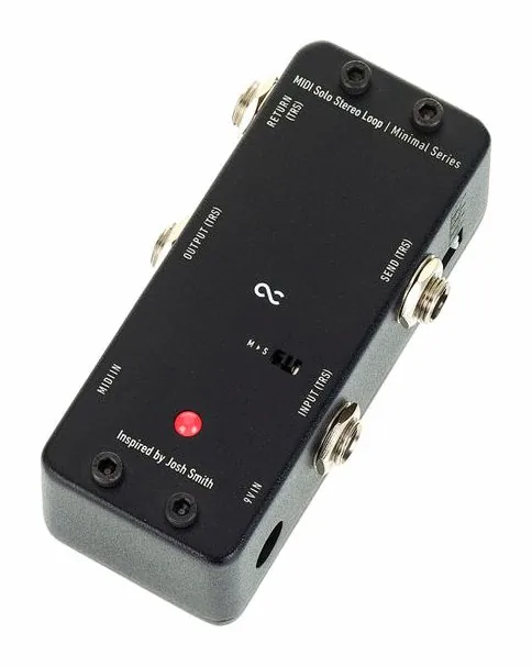 One Control MIDI Solo Stereo Loop in primo piano frontale