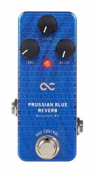 One Control Prussian Blue Reverb, manopole viste dall'alto