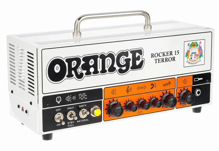 Orange Rocker 15 Terror, retro con le prese di collegamento
