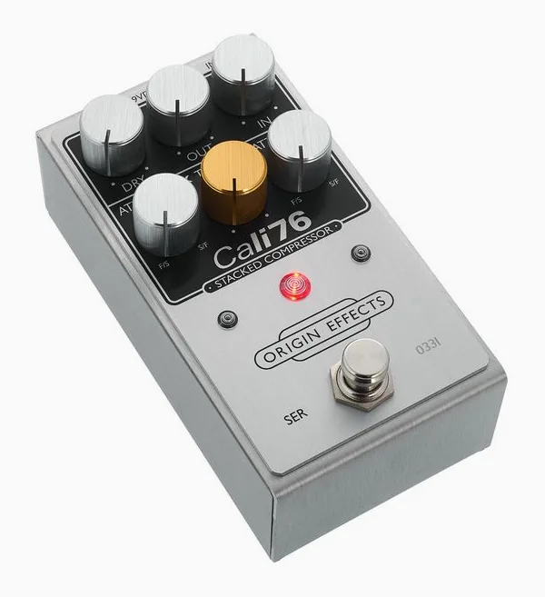 Origin Effects Cali76 V2 Stacked Compressor, manopole viste dall'alto