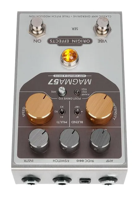 Origin Effects Magma 57 Vibrato & Drive, led e interruttore a pedale