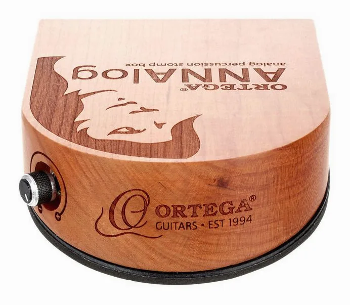 Ortega ANNAlog Stomp Box, grafica del pannello superiore