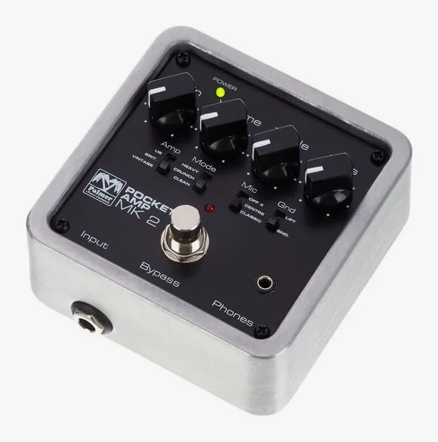 Palmer Pocket Amp MK2 Guitar Preamp in primo piano frontale