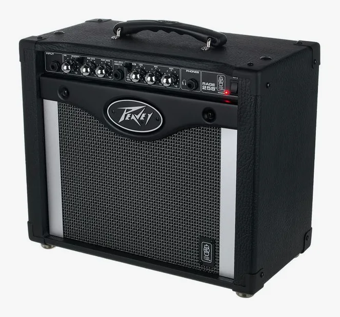 Peavey Rage 258 fotografato frontalmente
