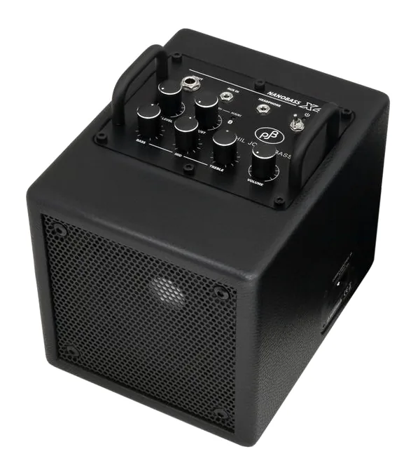 Phil Jones X4C Nanobass 35W BK fotografato frontalmente