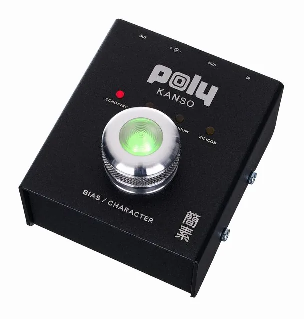 Poly Effects Kanso Boost in primo piano frontale