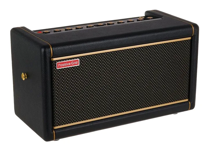 Positive Grid Spark 2 BK, retro con le prese di collegamento