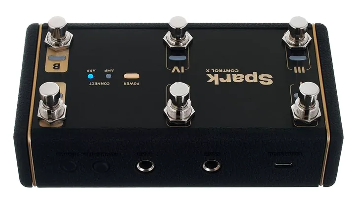 Positive Grid Spark Control X, manopole viste dall'alto