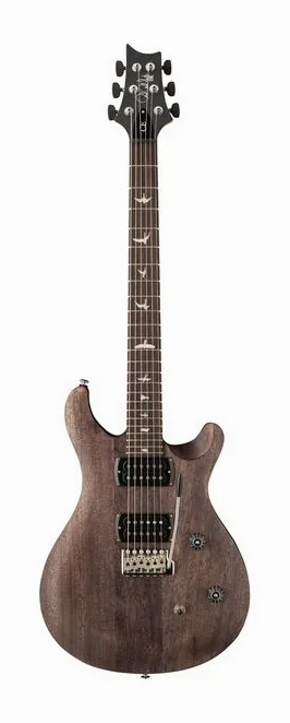 PRS SE CE 24 Standard Satin CH inquadrato di fronte su sfondo neutro