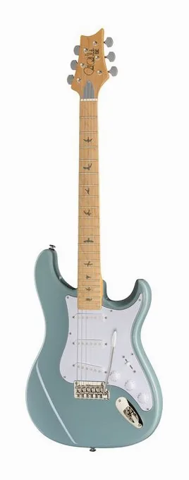 PRS SE Silver Sky Stone Blue Maple fotografato frontalmente