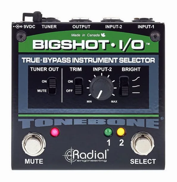 Radial Engineering Bigshot I/O, footswitch in primo piano