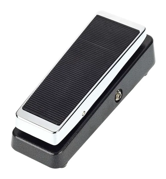 Real McCoy Custom RMC10 Wah Pedal inquadrato di fronte su sfondo neutro