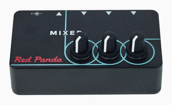 Red Panda Mixer 3 Input mixer, manopole viste dall'alto