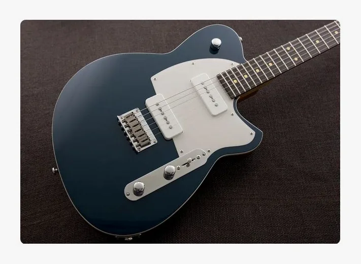 Reverend Charger 290 High Tide Blue, corpo e verniciatura in primo piano