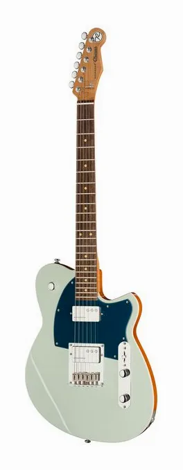 Reverend Charger Cleancut Iconic Blue inquadrato di fronte su sfondo neutro