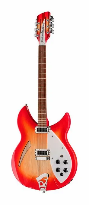 Rickenbacker 330/12 FG inquadrato di fronte su sfondo neutro