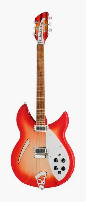 Rickenbacker 330 FG in primo piano frontale