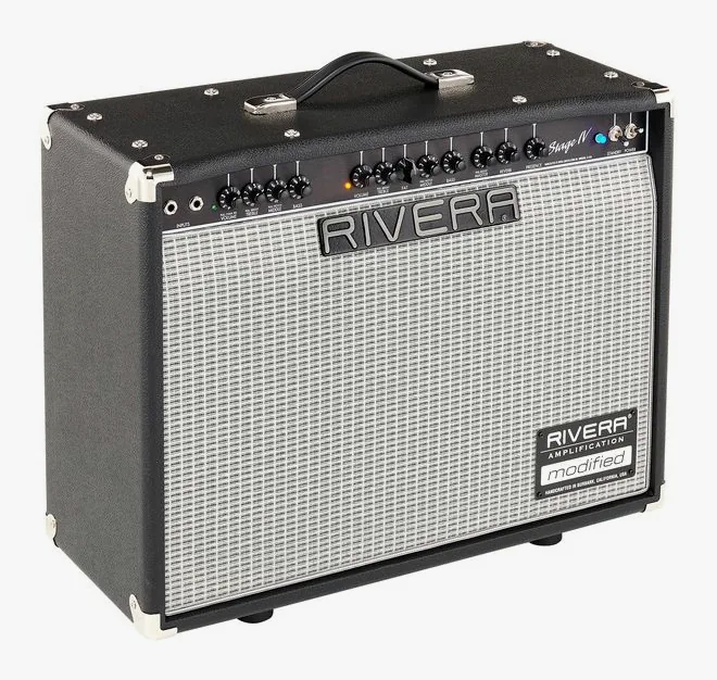 Rivera Stage IV Combo, retro con le prese di collegamento