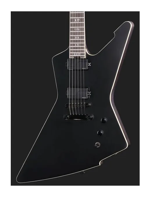 Schecter E-1 SLS Evil Twin SBK, corpo e verniciatura in primo piano