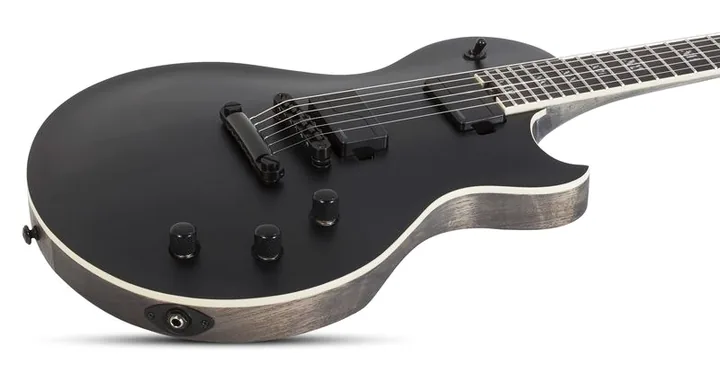 Schecter Solo-II SLS Elite Evil Twin, profilo laterale del corpo