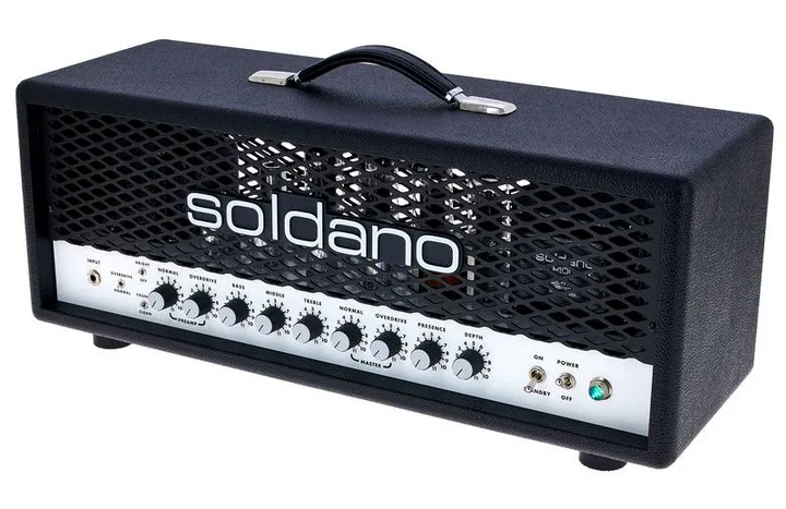 Soldano SLO 100 Classic Head in primo piano frontale