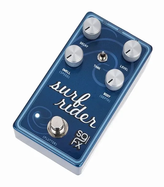 Solid Gold FX Surf Rider IV Reverb visto di fronte