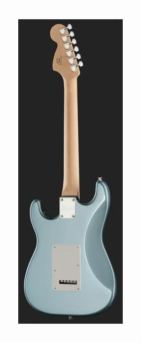 Squier Affinity Strat Junior HSS IBM, curve del body viste dall'alto