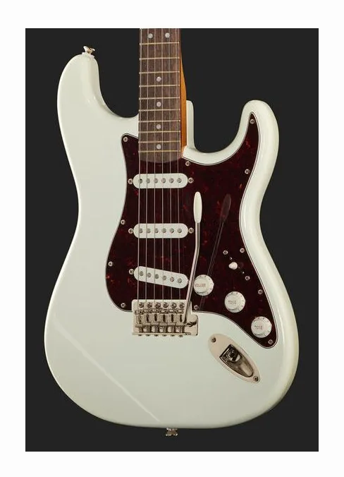 Squier CV 70s Strat LRL OWT, corpo e verniciatura in primo piano