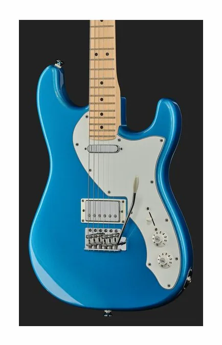 Squier Paranormal Strat Deluxe LPB, ponte e meccaniche di intonazione
