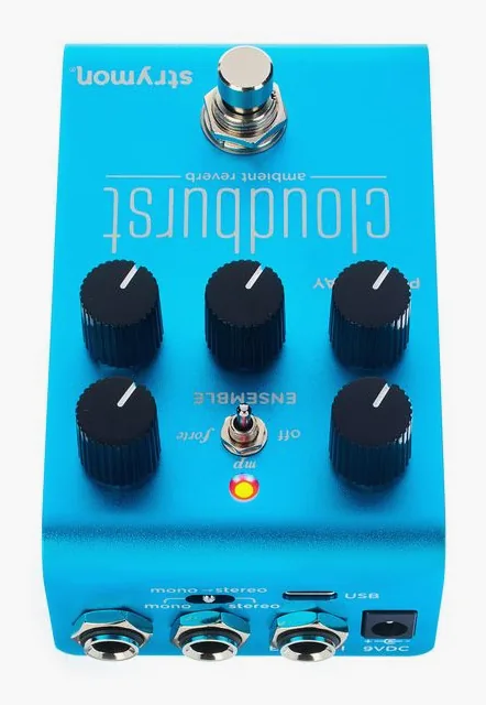 Strymon Cloudburst Reverb, connettori sul retro dell'unita