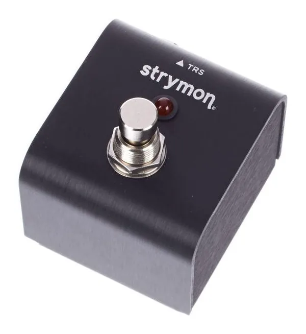 Strymon MiniSwitch inquadrato di fronte su sfondo neutro