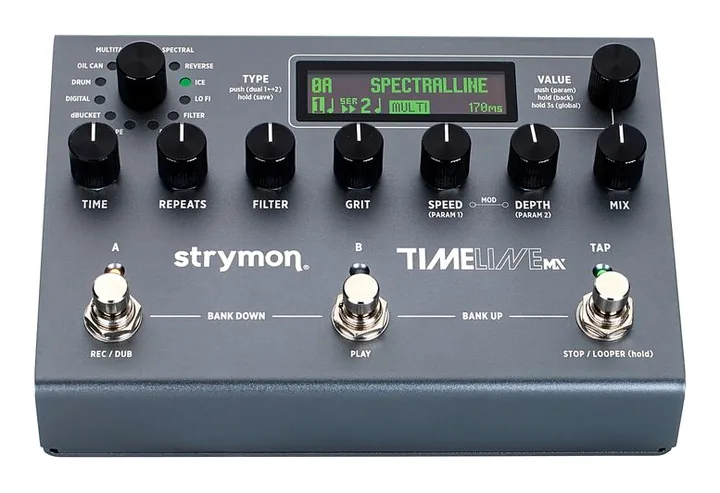 Strymon TimeLine MX Multi Delay, footswitch in primo piano