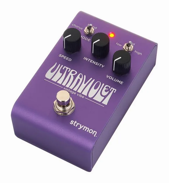 Strymon Ultraviolet Univibe visto di fronte