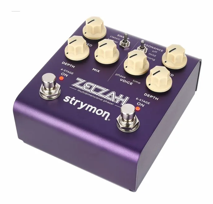 Strymon ZelZah Dual Phaser inquadrato di fronte su sfondo neutro