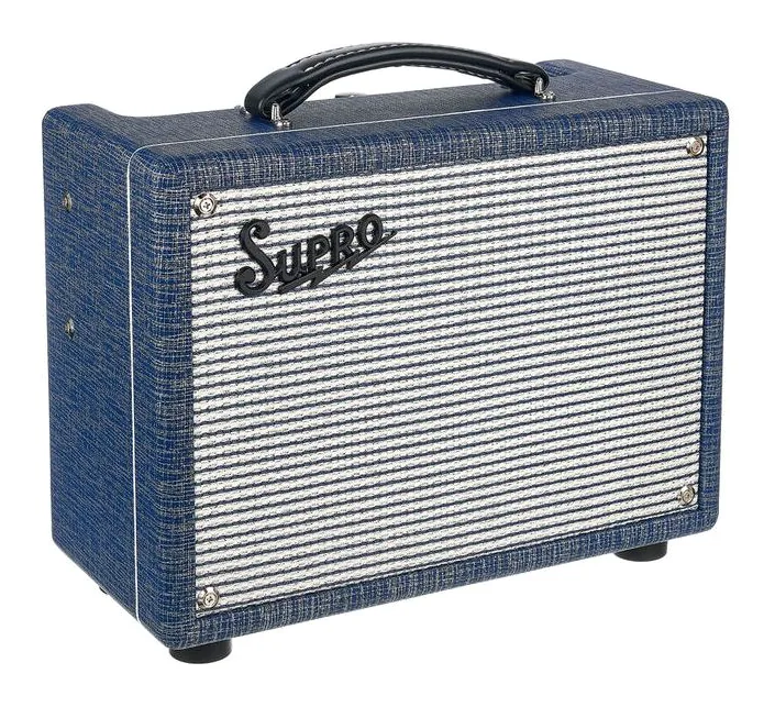 Supro 64 Super Combo, retro con le prese di collegamento