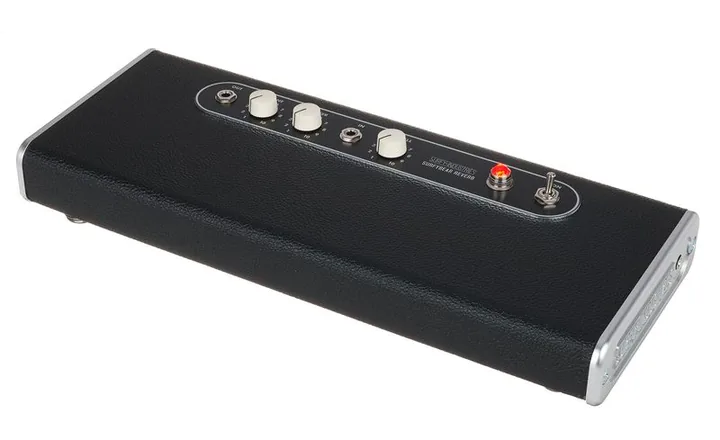 Surfy Industries Surfybear Classic V3 Reverb BK, grafica del pannello superiore