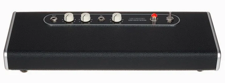 Surfy Industries Surfybear Classic V3 Reverb BK, manopole viste dall'alto