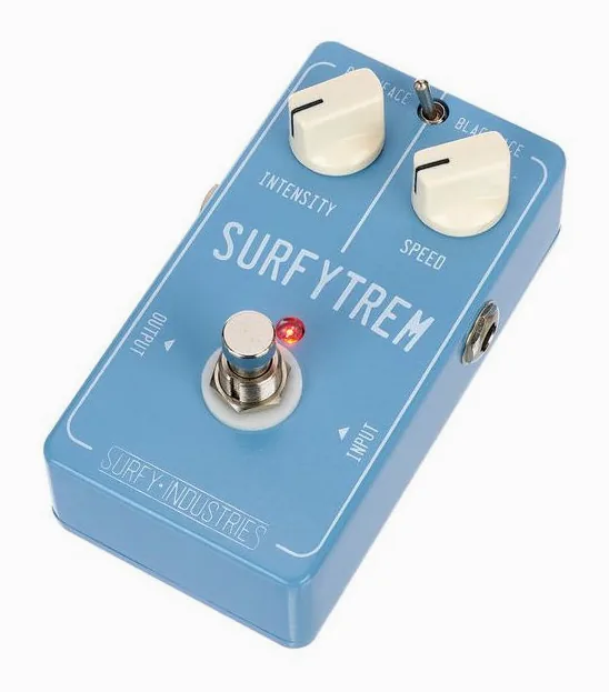 Surfy Industries SurfyTrem Tremolo in primo piano frontale