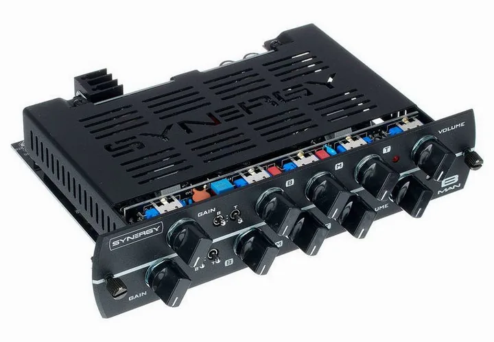 Synergy BMAN Pre-Amp, vista dall'alto della testata
