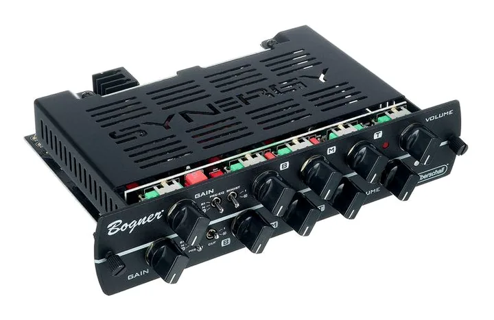 Synergy Bogner Uberschall, pannello dei controlli in primo piano