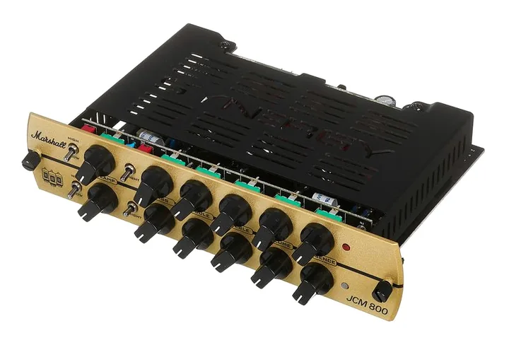 Synergy Marshall JCM 800 Preamp fotografato frontalmente