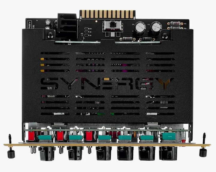 Synergy Marshall JMP Preamp, logo e finiture del pannello frontale