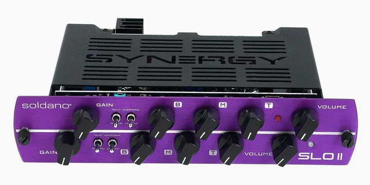 Synergy SLO II Preamp LTD Purple, pannello dei controlli in primo piano