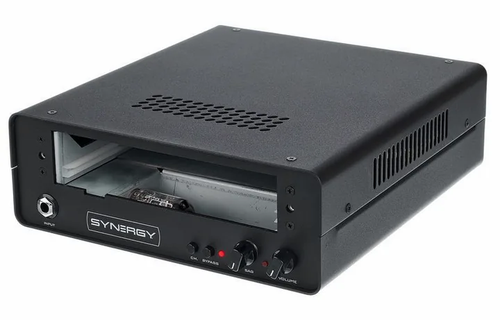Synergy SYN-1 Preamp, manopole e selettore dei canali