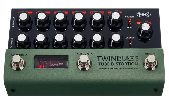T-Rex Twinblaze Tube Distortion, connettori sul retro dell'unita