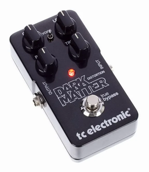 tc electronic Dark Matter Distortion, connettori sul retro dell'unita