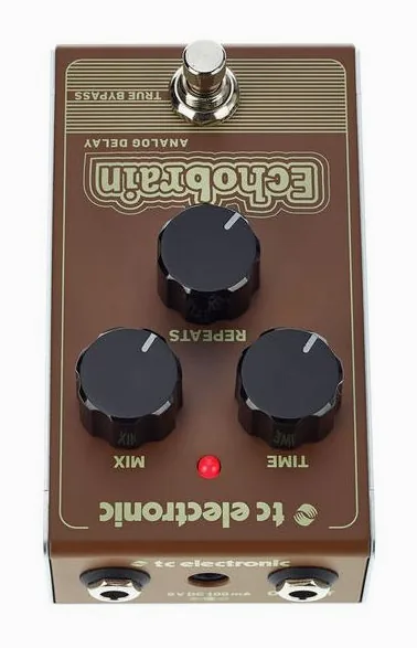 tc electronic Echobrain Analog Delay, manopole viste dall'alto