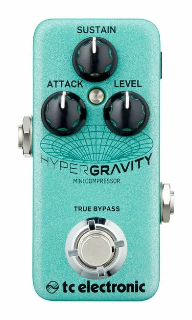 tc electronic Hypergravity Mini, footswitch in primo piano