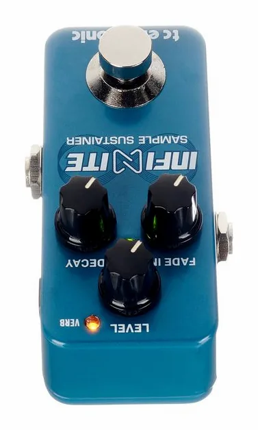 tc electronic Infinite Mini Sample Sustainer, led e interruttore a pedale