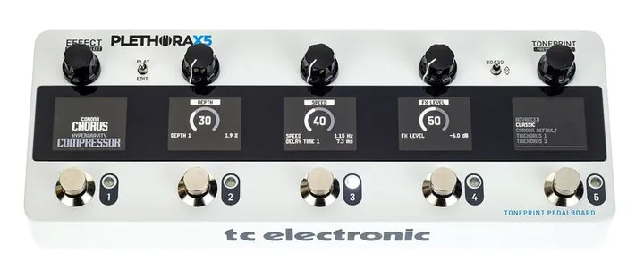tc electronic Plethora X5, ingressi e uscite laterali